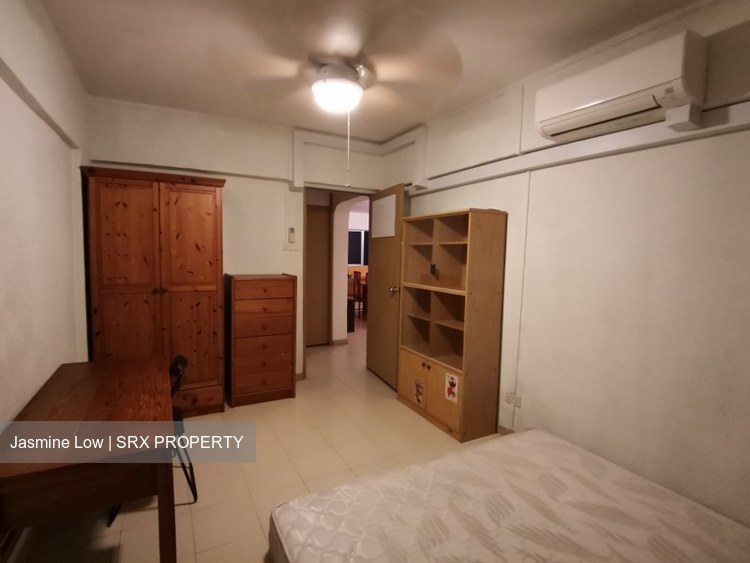 Blk 319 Jurong East Street 31 (Jurong East), HDB 4 Rooms #195689322
